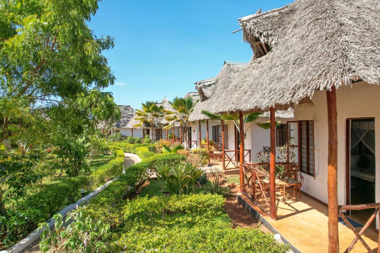 Mawimbi Bungalows Nungwi Dış mekan fotoğraf
