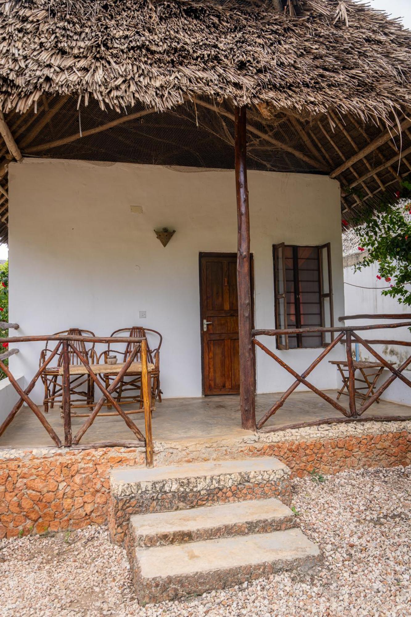 Mawimbi Bungalows Nungwi Dış mekan fotoğraf